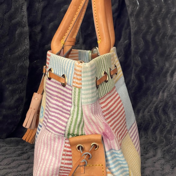 Dooney and Bourke - Picture 4 of 8